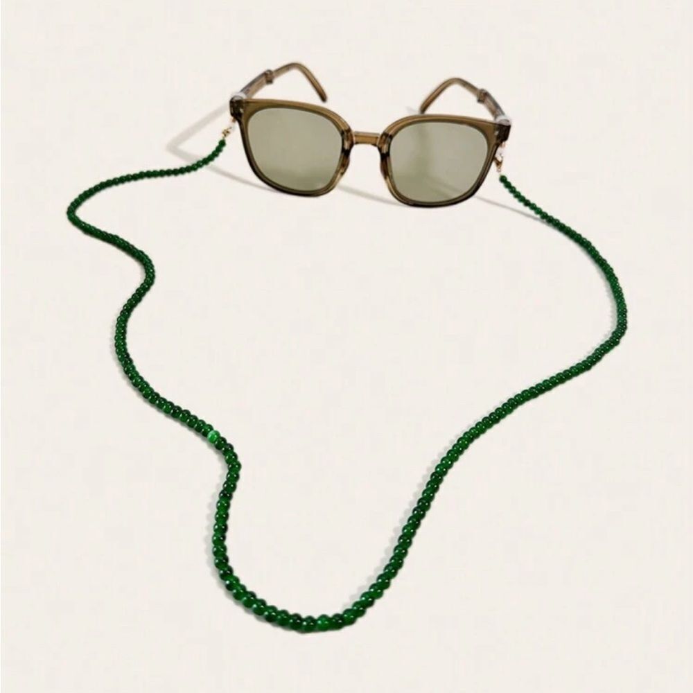 Green Beaded Sunglasses Chain Q8